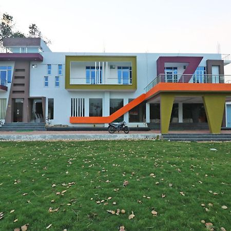 Hotel O Shri Shyam Lawn & Resort Sitapur  Exterior photo